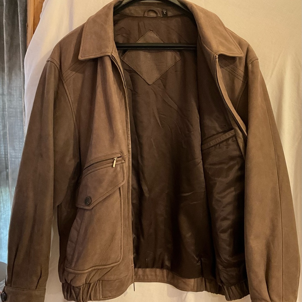 Roundtree Yorke Leather Bomber Brown NWOT Large